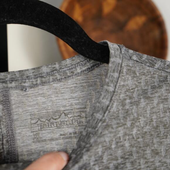 Patagonia Ridge Flow Short Sleeve Shirt Heathered Gray Womens Size‎ XL - Picture 6 of 6